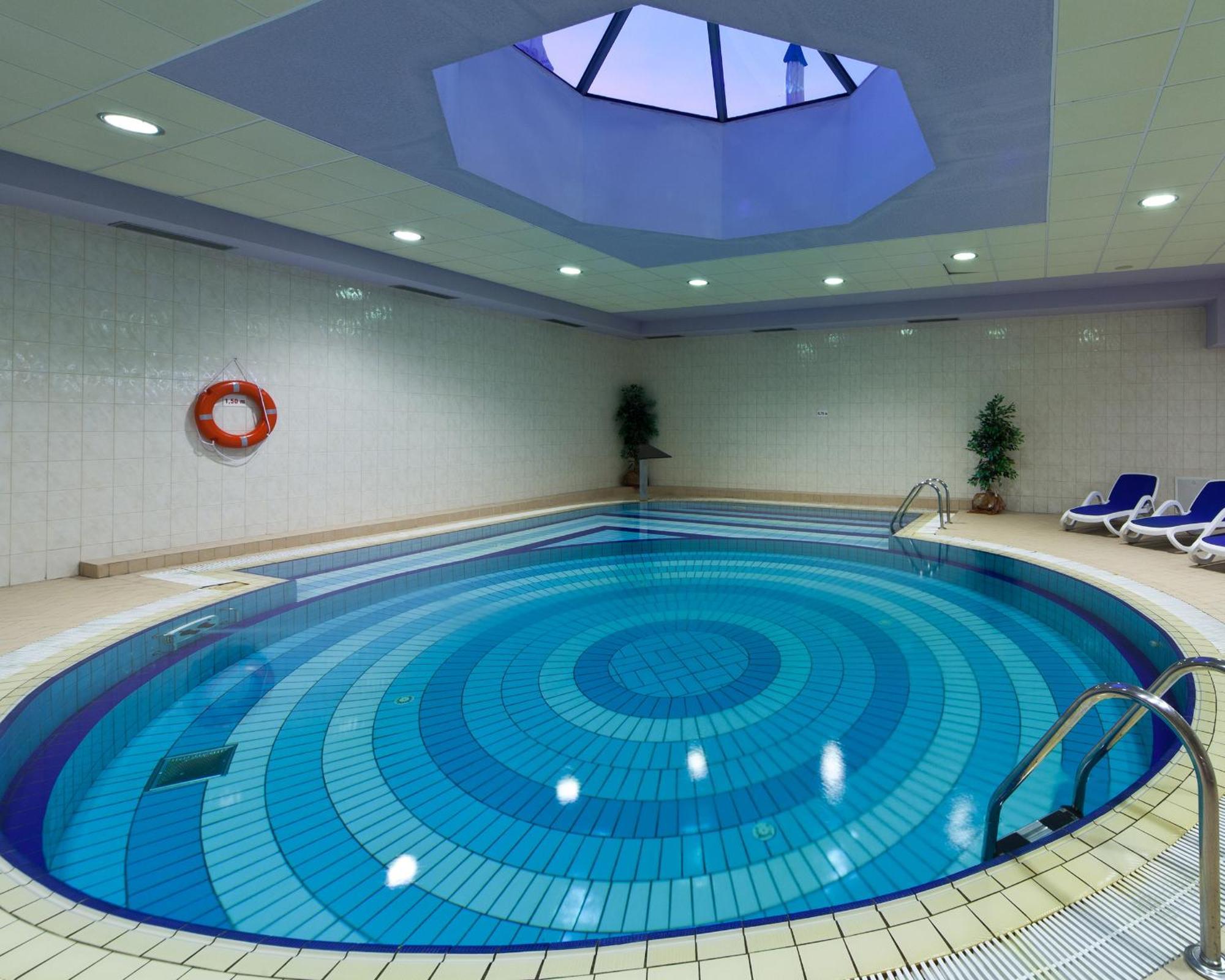 Bluesun Hotel Alga Tučepi Esterno foto