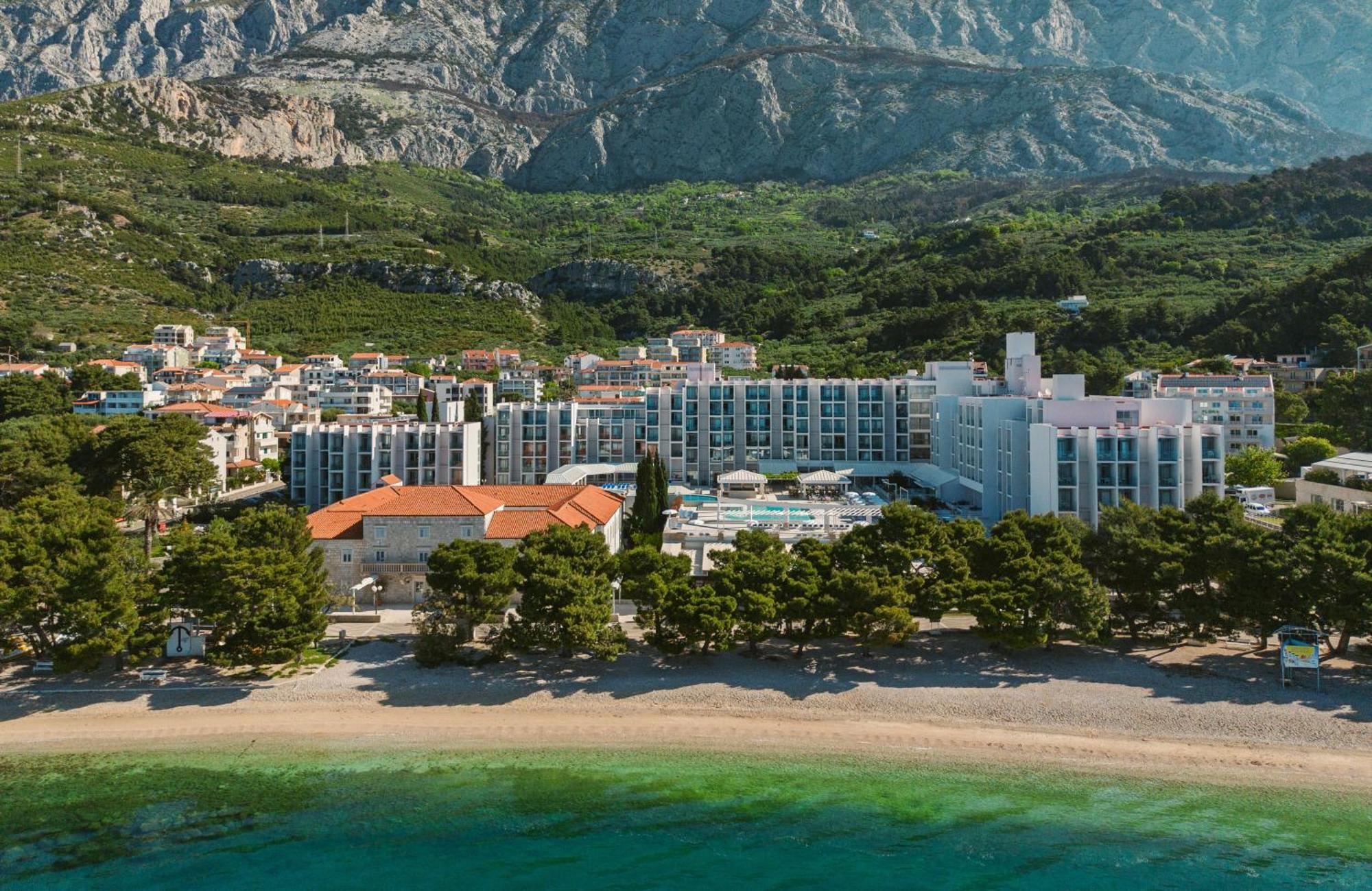 Bluesun Hotel Alga Tučepi Esterno foto